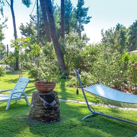 Villa Aurora In Sani With Garden And Pool Exterior photo